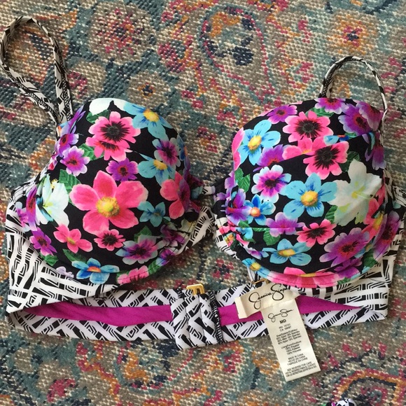 Floral Bikini - Picture 2 of 13